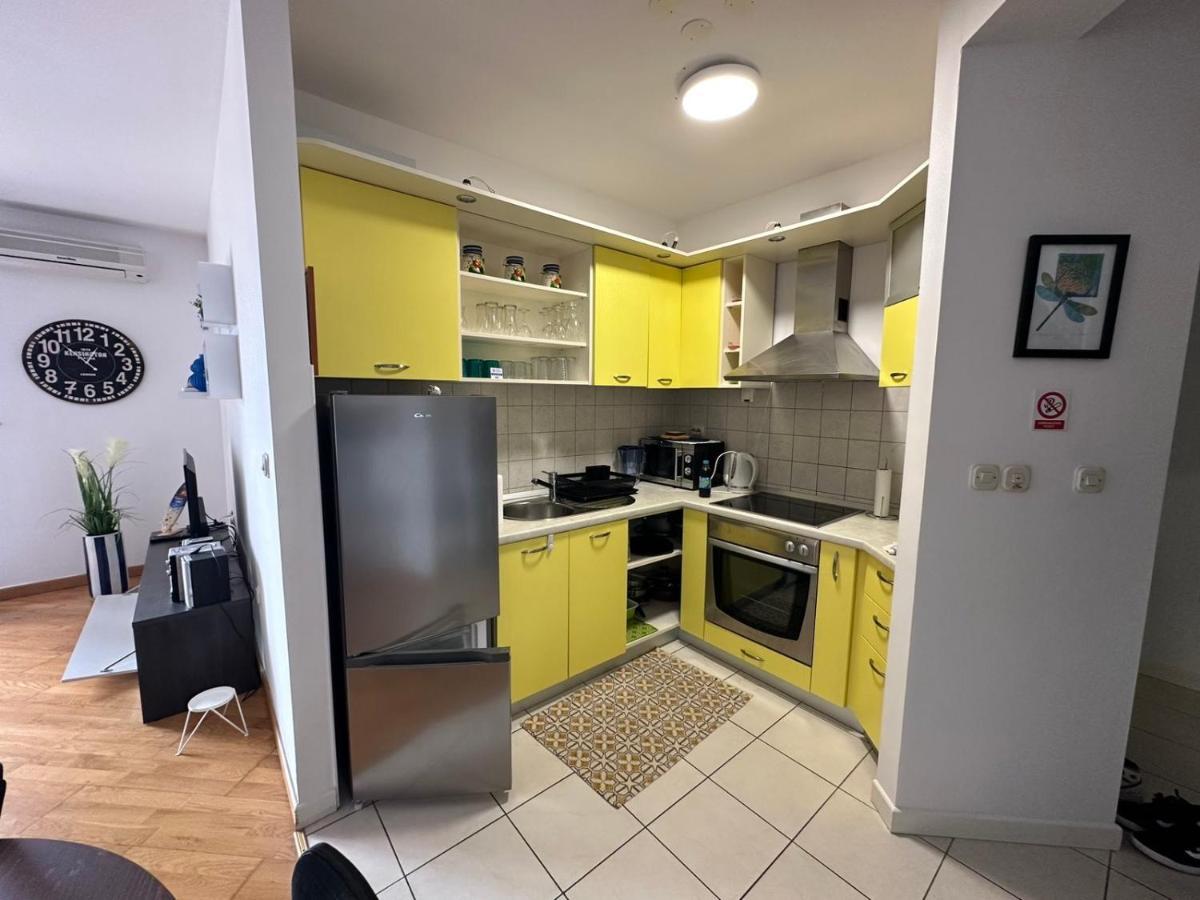 Apartman Lucia Трогир Екстериор снимка